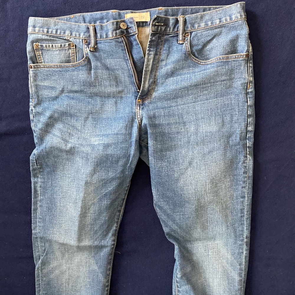 Gap 1969 Jeans - classic denim 36x32 slim cut